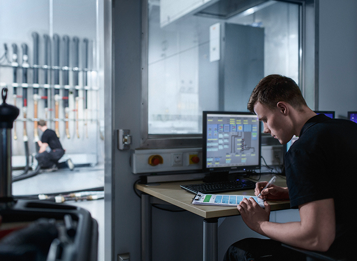 Test Center Explorer Line